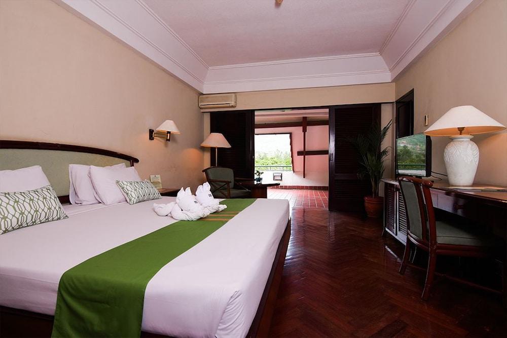 Jatinangor National Golf & Resort Exterior foto